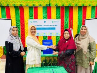 Poltekkes Kemenkes Aceh: Pusat Penjaminan Mutu melaksanakan Audit Mutu Internal ke Prodi Kebidanan Langsa