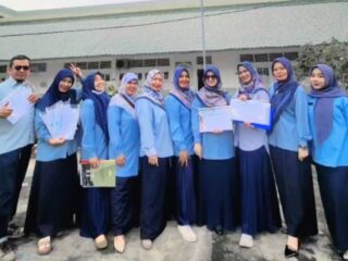 Peringatan HKN ke-61, Prodi Kebidanan Poltekkes Kemenkes Aceh Kampus Langsa Gelar Upacara dan Donor Darah