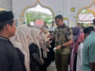 PT CMN Saweu Dayah Santuni Anak Yatim Bersama KNPI Langsa