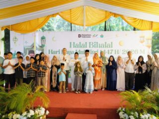 Santuni Puluhan Anak Yatim Warnai Halal Bihalal PTPN IV Regional VI 