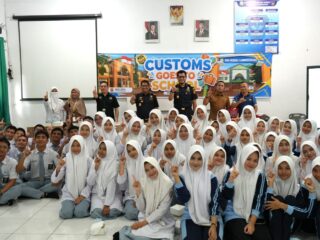 Bea Cukai Lhokseumawe Edukasi Generasi Muda soal Fiskal dan Bahaya Barang Ilegal Lewat Customs Goes To School