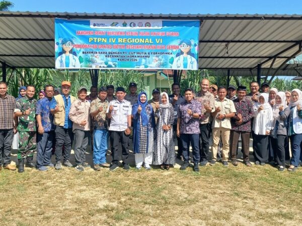 Kebun Julok Rayeuk Utara PTPN IV Regional VI Bersama PT CMN Gelar Pengobatan Gratis di Kantor Camat Indra Makmu