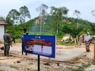 Sentuhan Awal TMMD: Rumah Ibu Rugaiyah Mulai Dibangun dari Nol