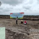 Personil Polsek Siak Hulu Terus Lakukan Pengecekan Lahan Penanaman Jagung Kuartal II di Desa Pangkalan Baru