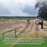 Kapolsek Siak Hulu Bersama Ketua KOPPSA M Terus Upaya Lakukan Pengecekan Perkembangan Jagung Pipil Wujudkan Swasembada Pangan Nasional 2026