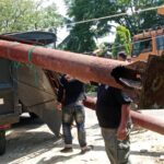 Respon Laporan Warga, Wali Kota Langsa Perintah Satpol-PP Bongkar Tiang Baliho Nyaris Tumbang