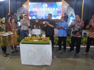 Dari Tumpeng hingga Apresiasi Mitra, HUT ke-13 PT CMN Tegaskan Semangat Melayani