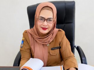 Satpol PP Langsa Tegaskan Tak Pandang Bulu, Semua Plang Melanggar Aturan Ditertibkan