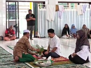 Peusijuek Geuchik Terpilih, Raja Syahputra Ajak Warga Bersatu Bangun Gampong Sungai Pauh Tanjong
